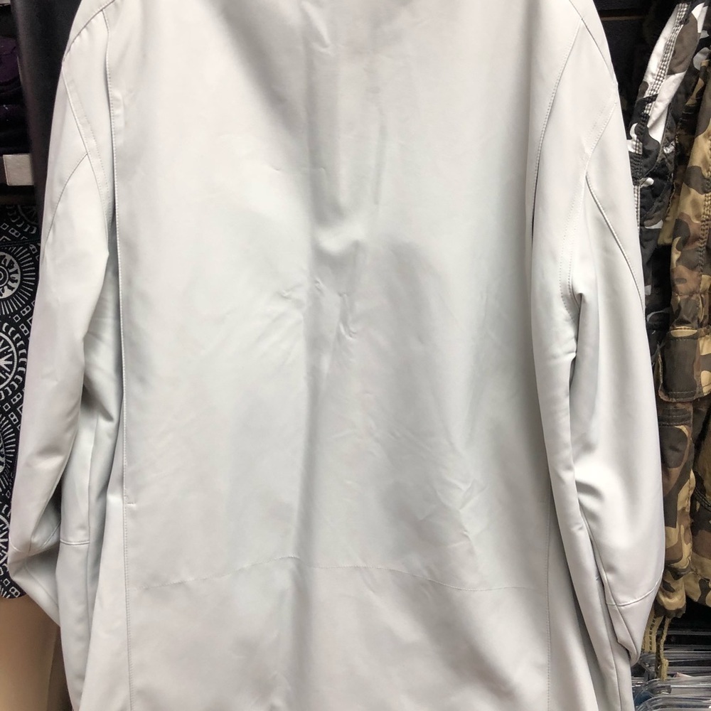 Weatherproof mans jacket - Picture 4 of 6